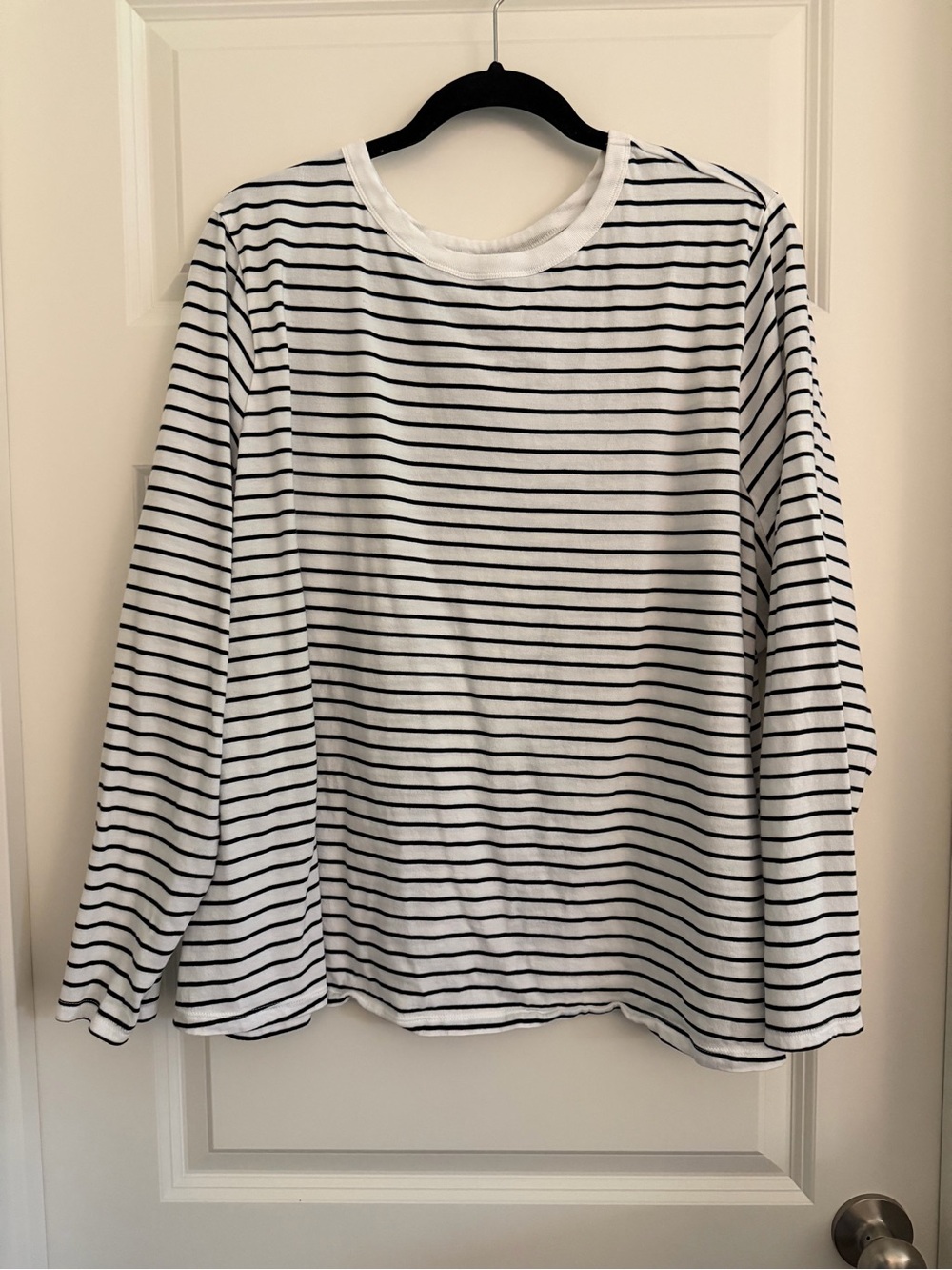 Old navy striped tshirt